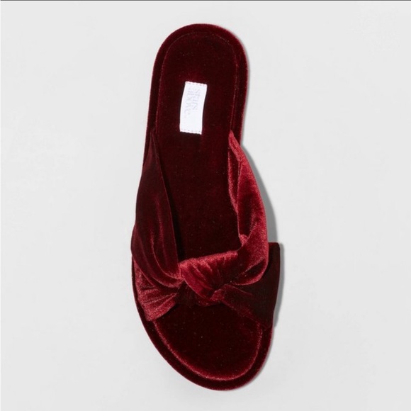 Women’s Gracie Velvet Slide Slippers in Burgundy by Stars Above - Picture 3 of 7